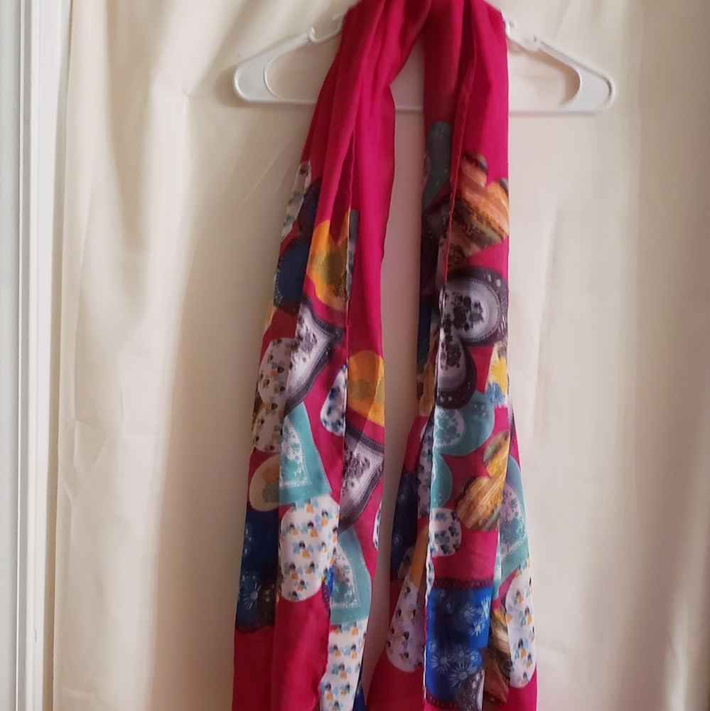 Red multi colored neck scarf